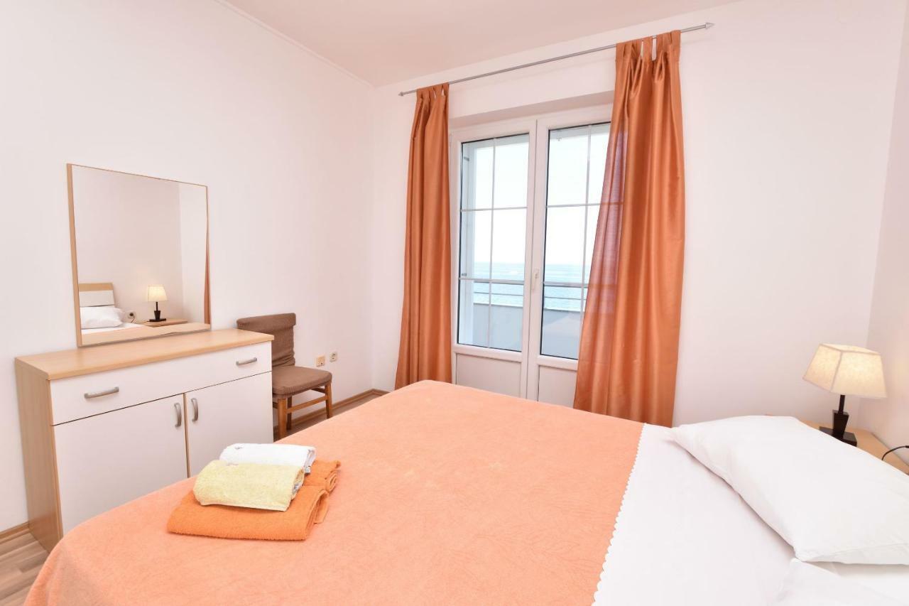Apartments Brico Primošten Εξωτερικό φωτογραφία
