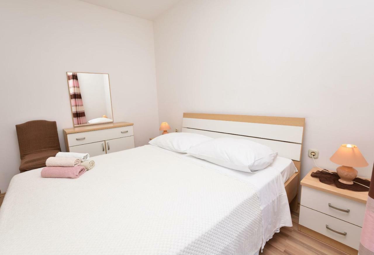 Apartments Brico Primošten Εξωτερικό φωτογραφία