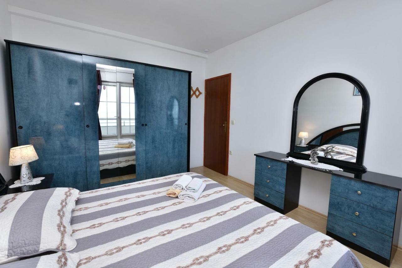 Apartments Brico Primošten Εξωτερικό φωτογραφία