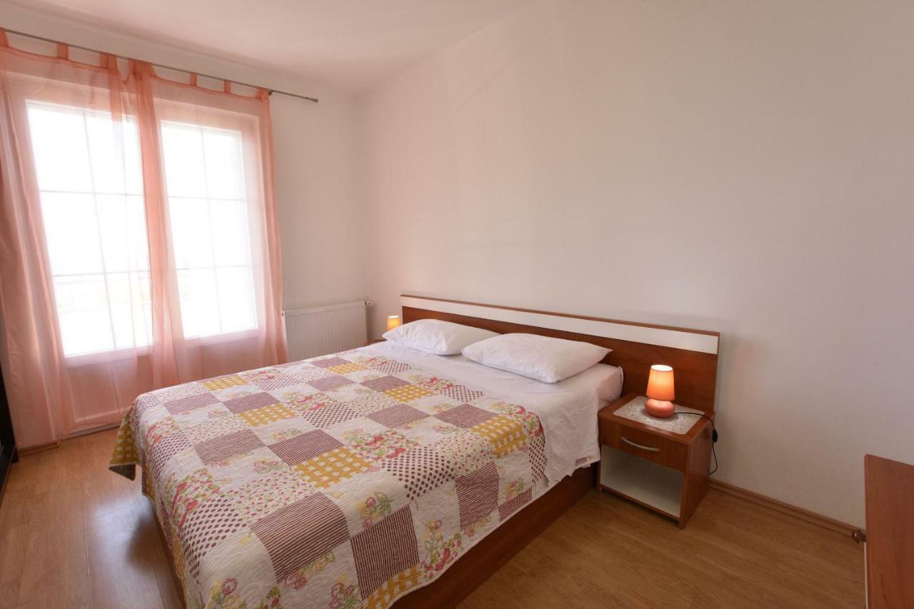 Apartments Brico Primošten Εξωτερικό φωτογραφία